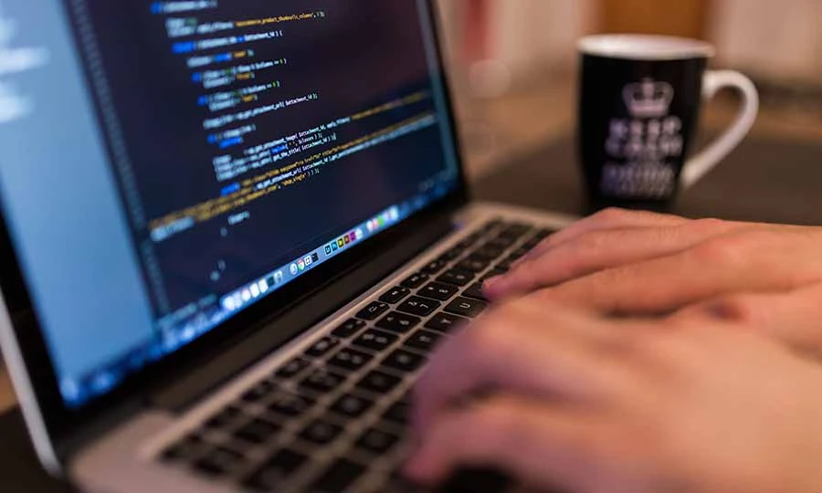 El-50-porciento-de-empleos-demandados-son-programacion-e-ingenierias-en-El-Salvador